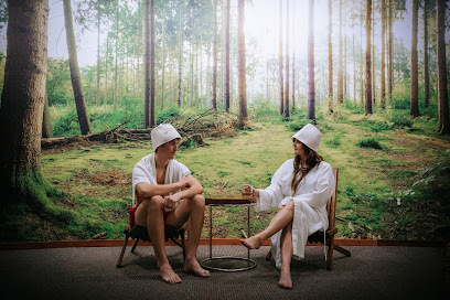 Banya, Everett
