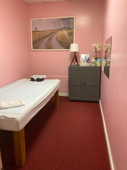 N Silver massage, Van Nuys