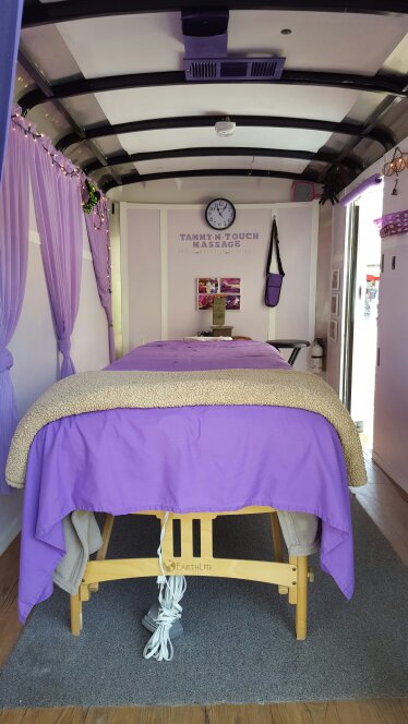 Tammy-N-Touch Massage, Fontana