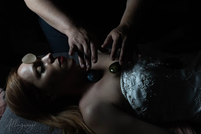 Kitsune Massage Therapy, Brownsville