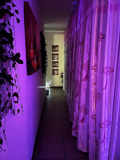 Pamper Spa Massage, Garden Grove
