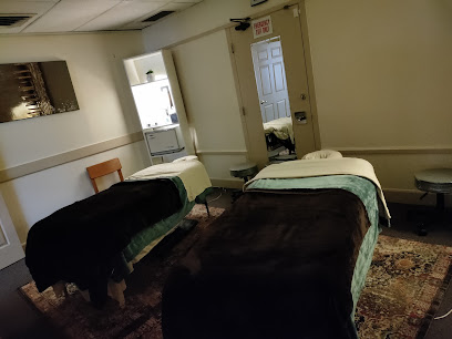 Helping Hands Massage & Aromatherapy, Modesto