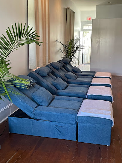 Magazine Massage Spa